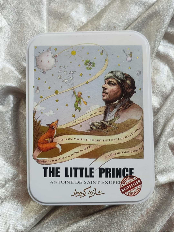 جلد کتاب شازده کوچولو جیبی با طراحی مینیمال_ شهر کتاب جابر